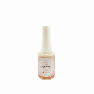 Fundo branco ao centro a embalagem do fortalecedor de unhas, tampa comprida branca e embalagem rosa claro descrito fortalecedor de unhas 11mL Cativa Natureza.